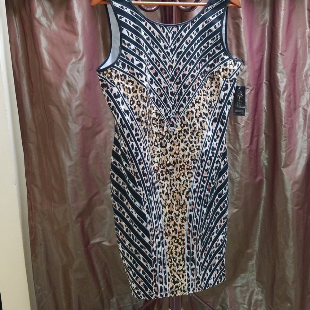 Leopard print dress with gold tones